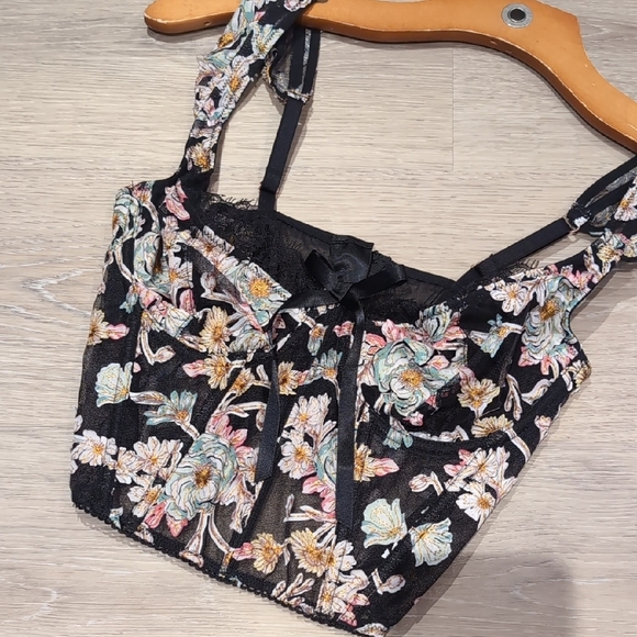 Victoria's Secret dream Angels NWT Black Floral Lace Bra Top - Picture 2 of 6